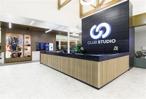 Club studio fitness - Club Studio is a cutting edge fitness experience that brings together boutique fitness classes and luxury amenities into one gym. ... photos depict a typical Club Studio club. Offers presented on this site are not available in combination with other offers or rates. Recurring charges must be paid by electronic funds transfer (EFT) …